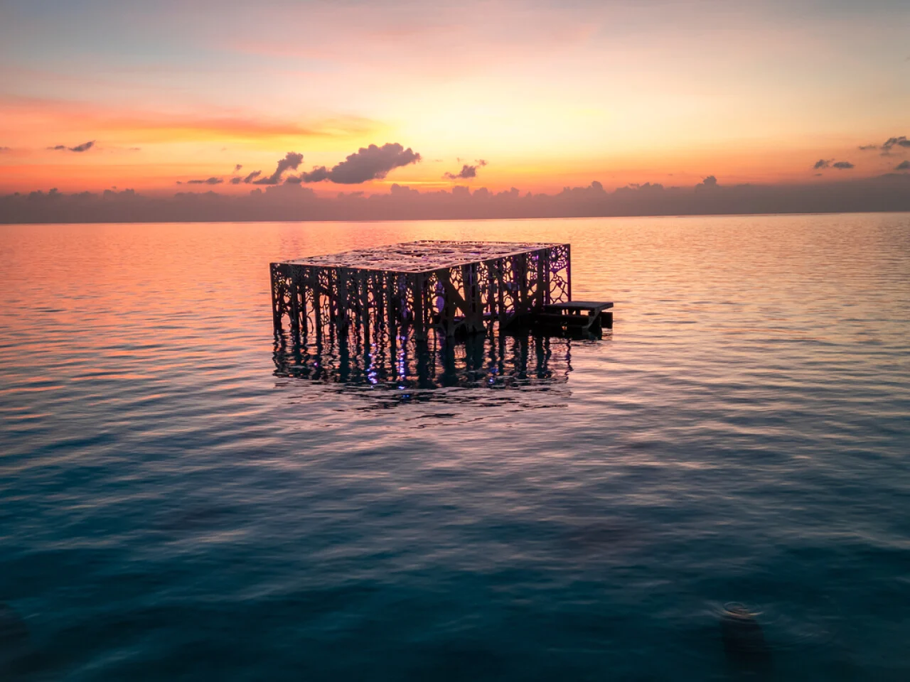 Sirru Fen Fushi - Private Lagoon Resort 25