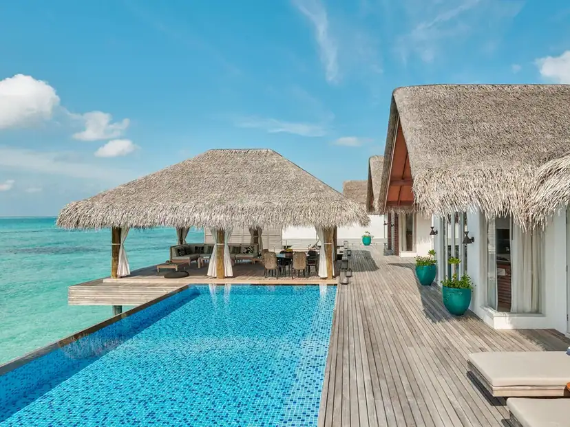 صورة: Sirru Fen Fushi - Private Lagoon Resort: 3 Bedroom Sunset Water Villa with Pool