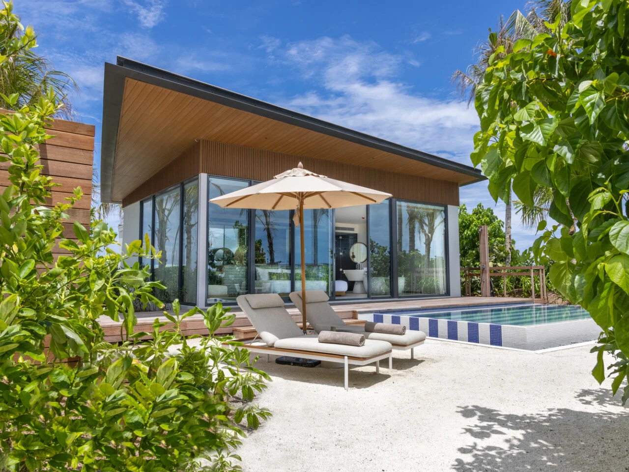 SO Maldives 10