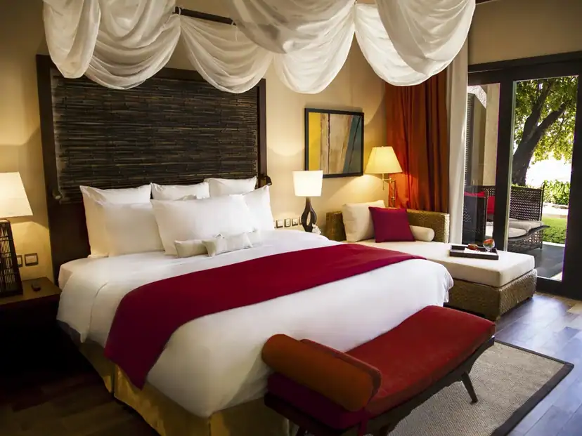 صورة: STORY Seychelles: Spacious Junior Suite with Garden Terrace