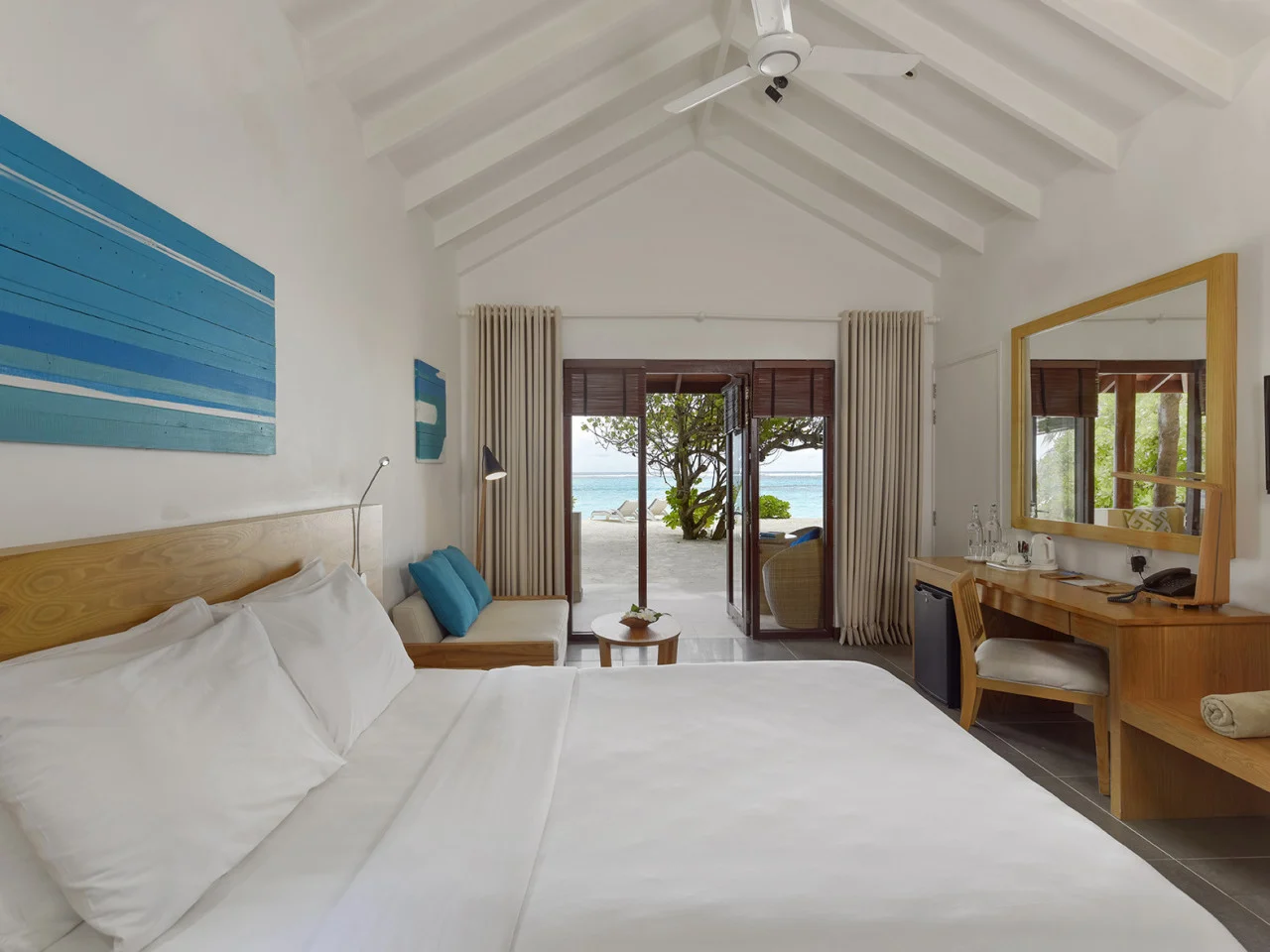 Summer Island Maldives