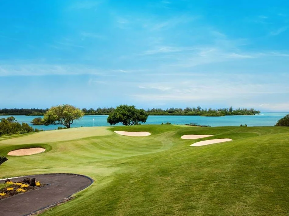 The Bay Club at Anahita 10
