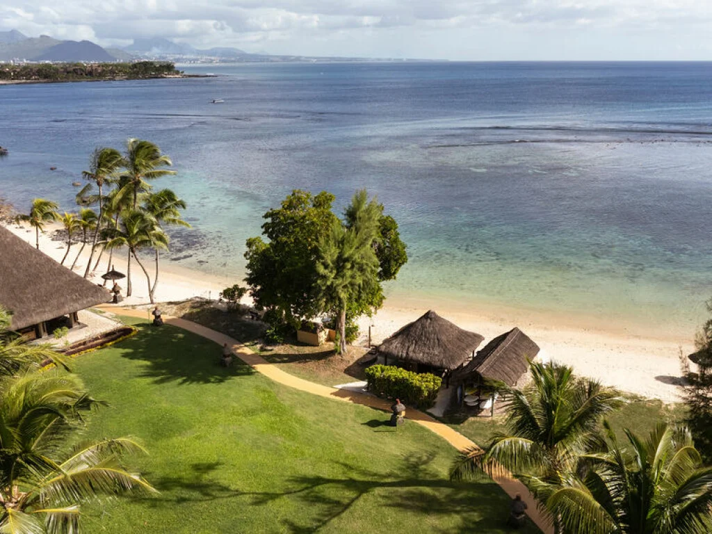 The Oberoi Beach Resort 3