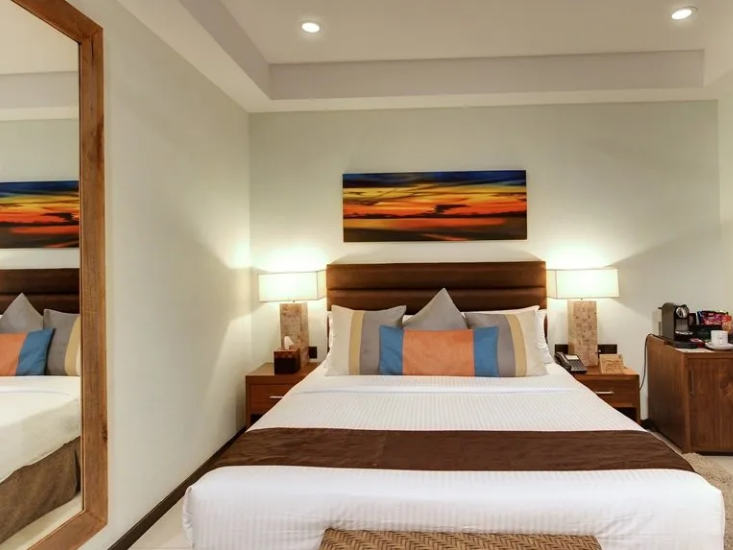 The Somerset Hotel 1