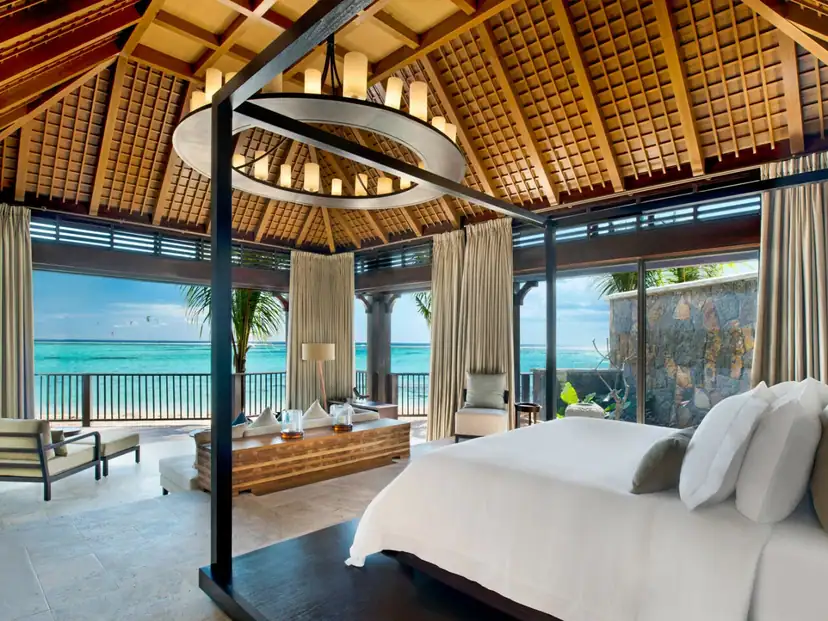 صورة: The St. Regis Le Morne Resort: Grand Beachfront One Bedroom Villa