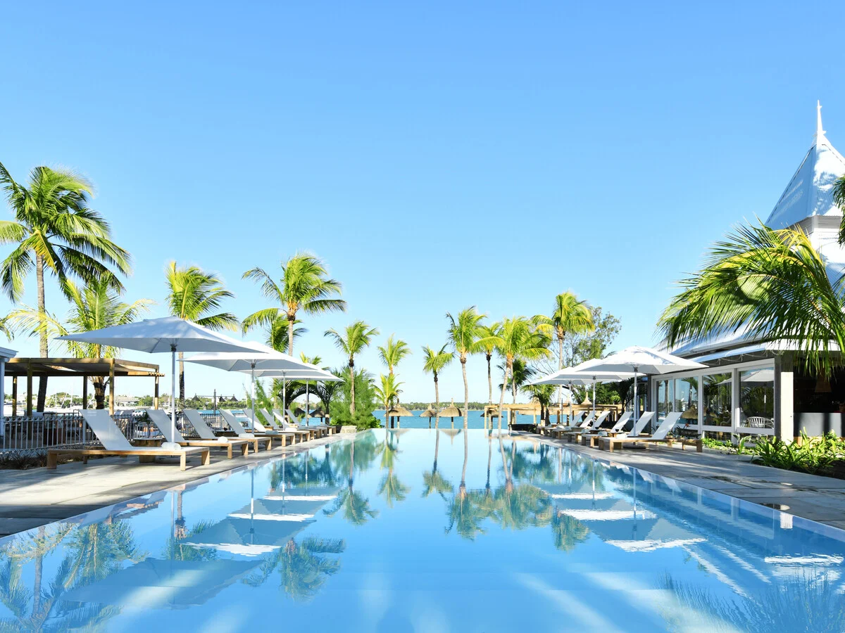 Veranda Grand Baie Hotel & Spa 1