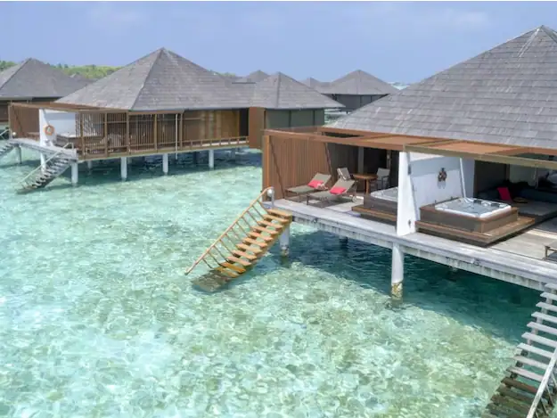 صورة: Villa Nautica: Water Villa with Whirlpool