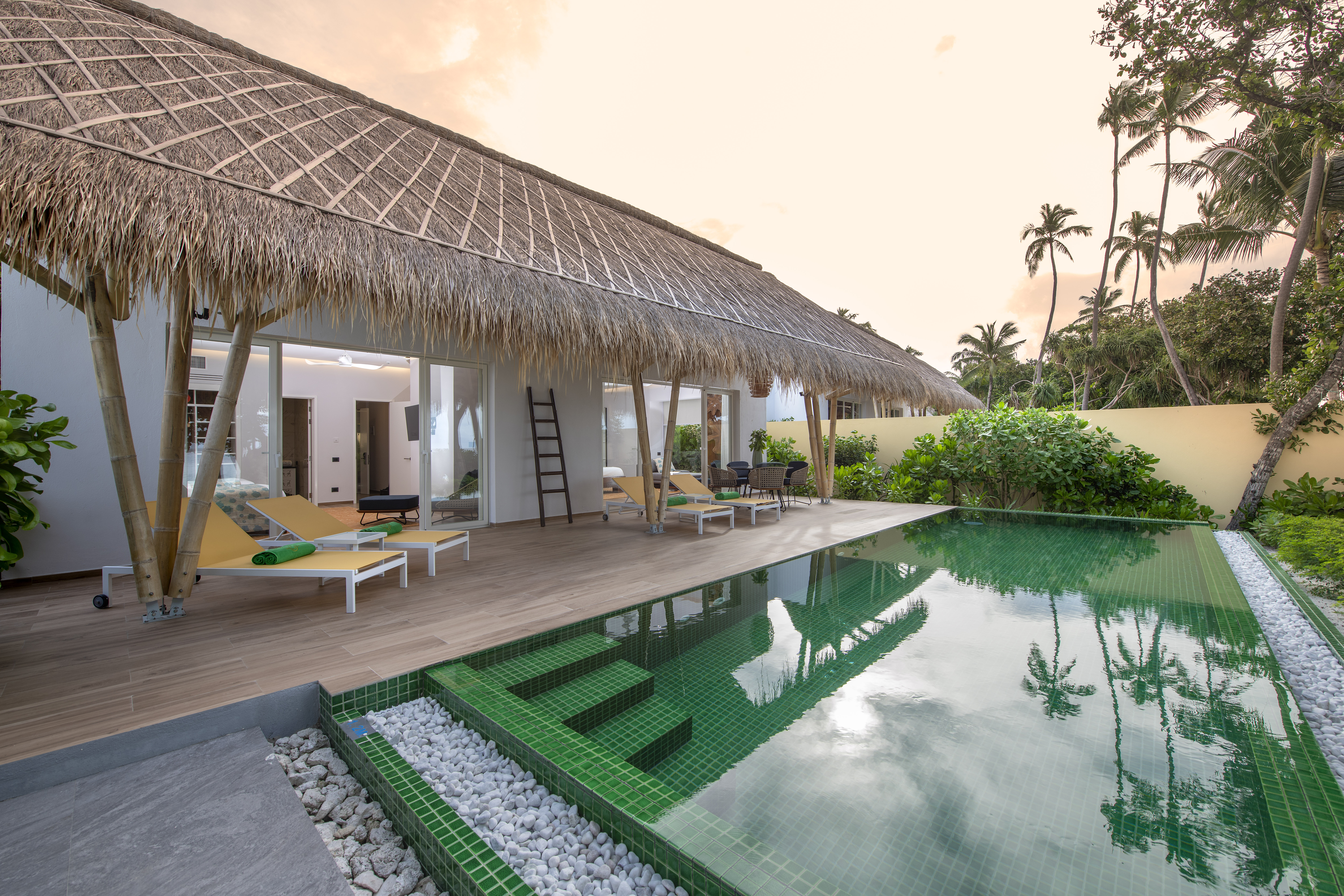 Emerald Maldives Resort & Spa 49