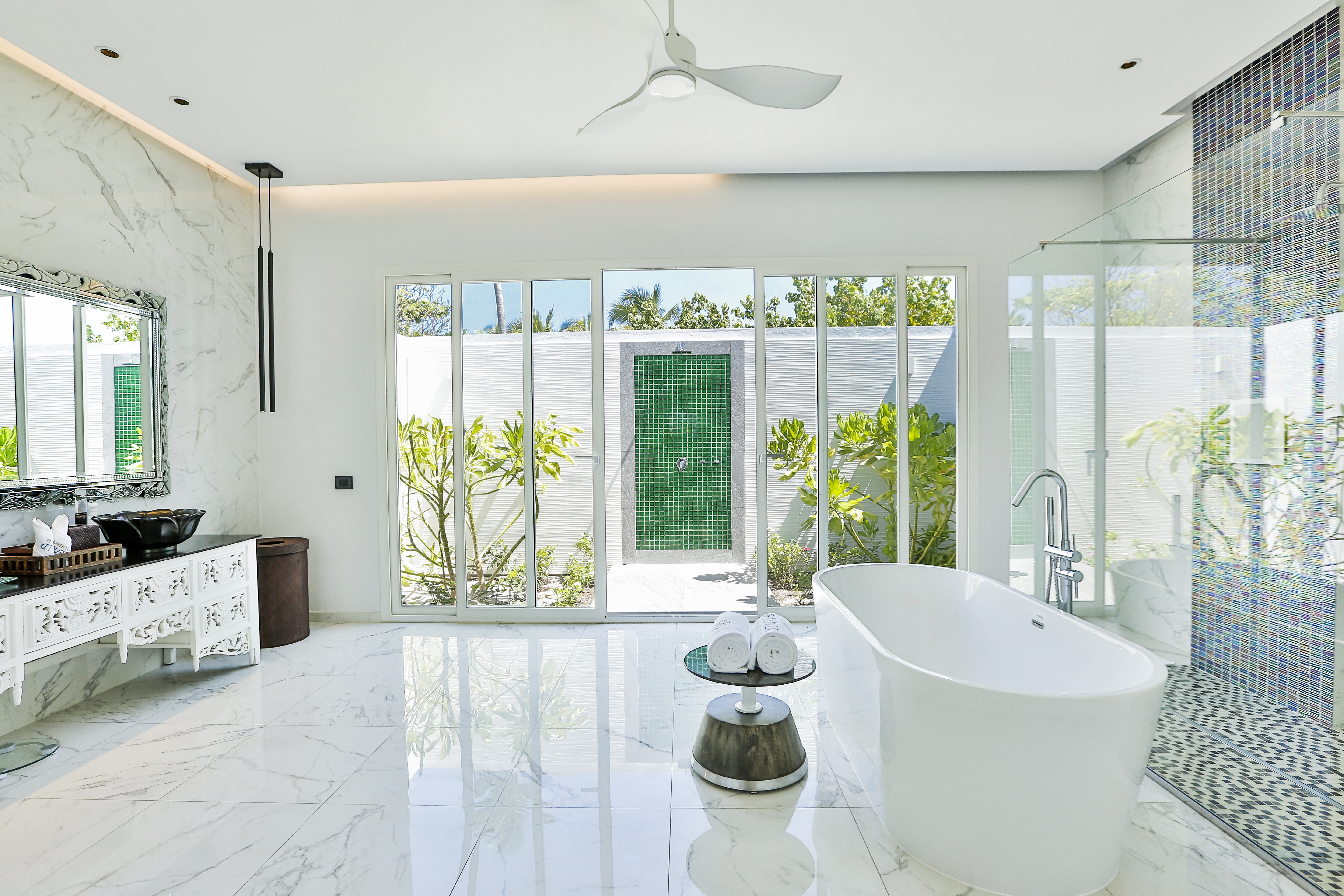 Emerald Maldives Resort & Spa 15