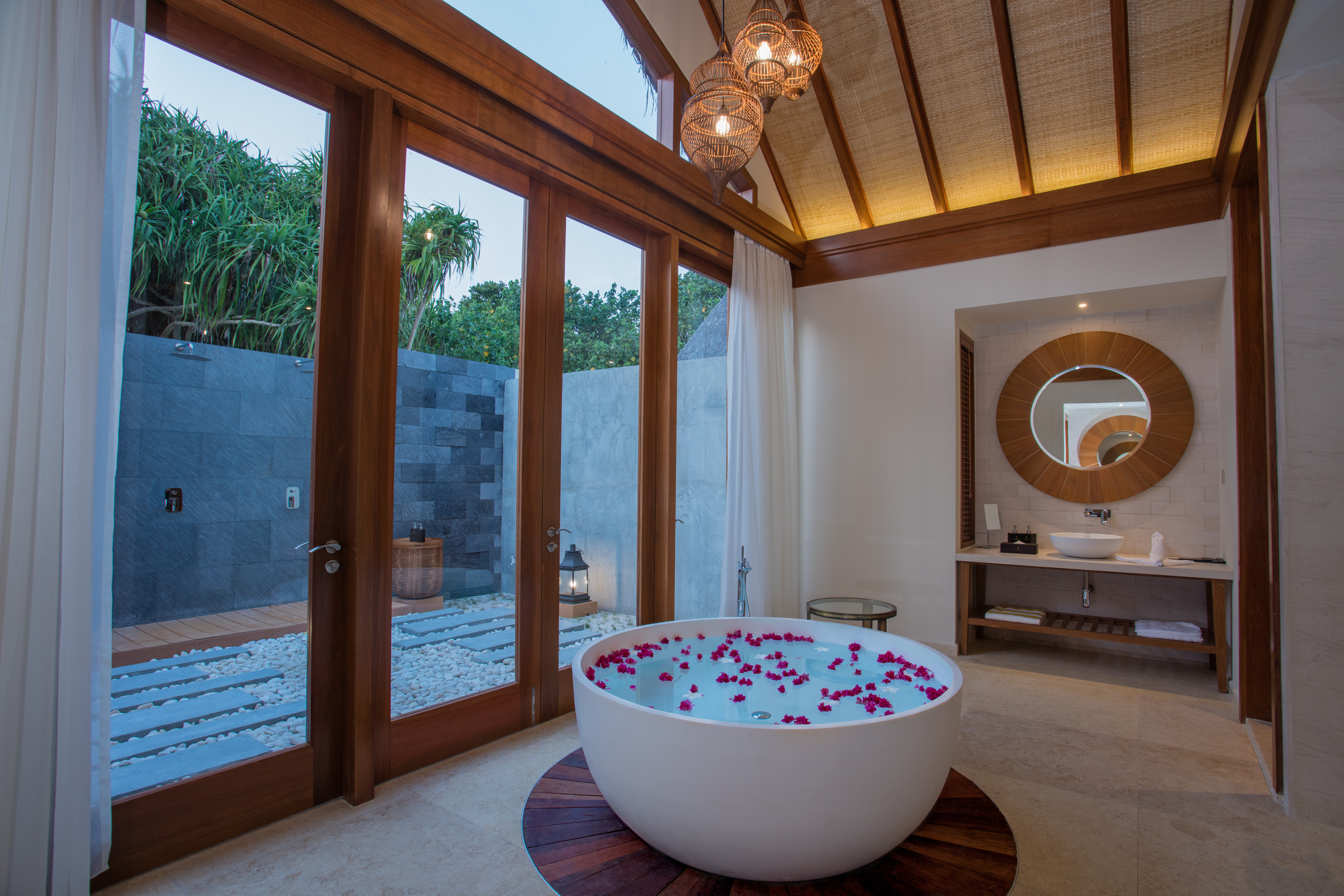 Furaveri Maldives 69