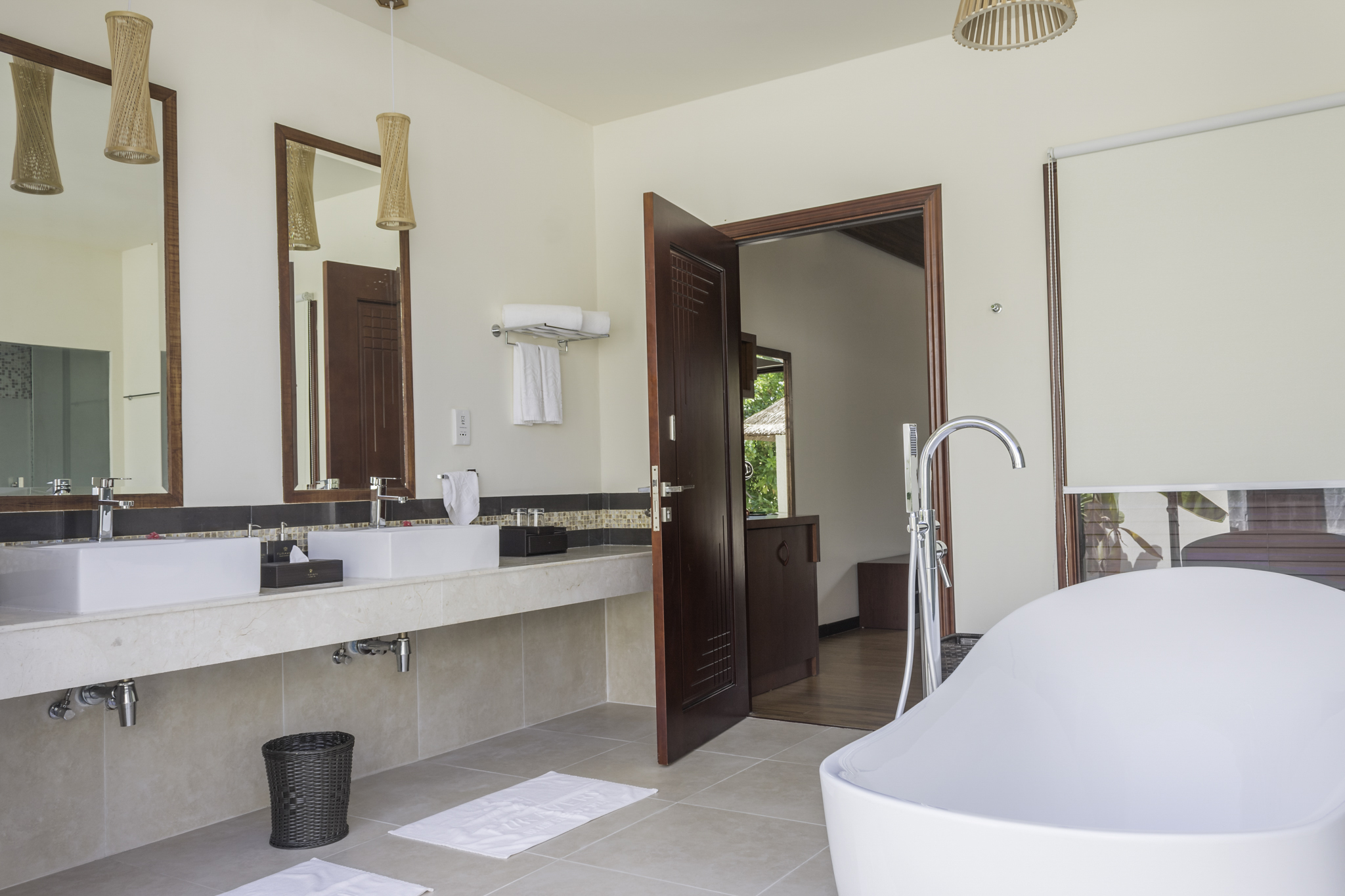 Furaveri Maldives 16