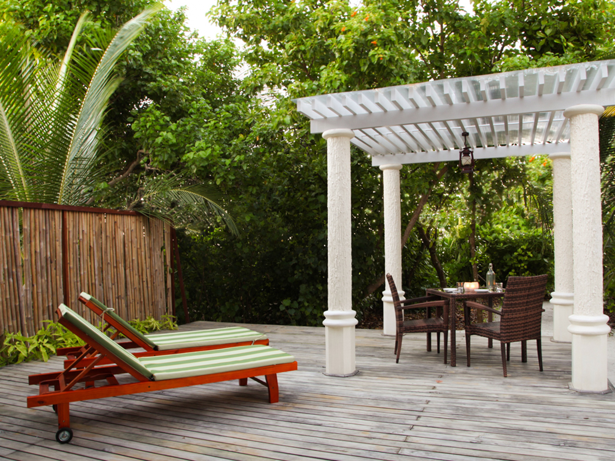 Furaveri Maldives 26
