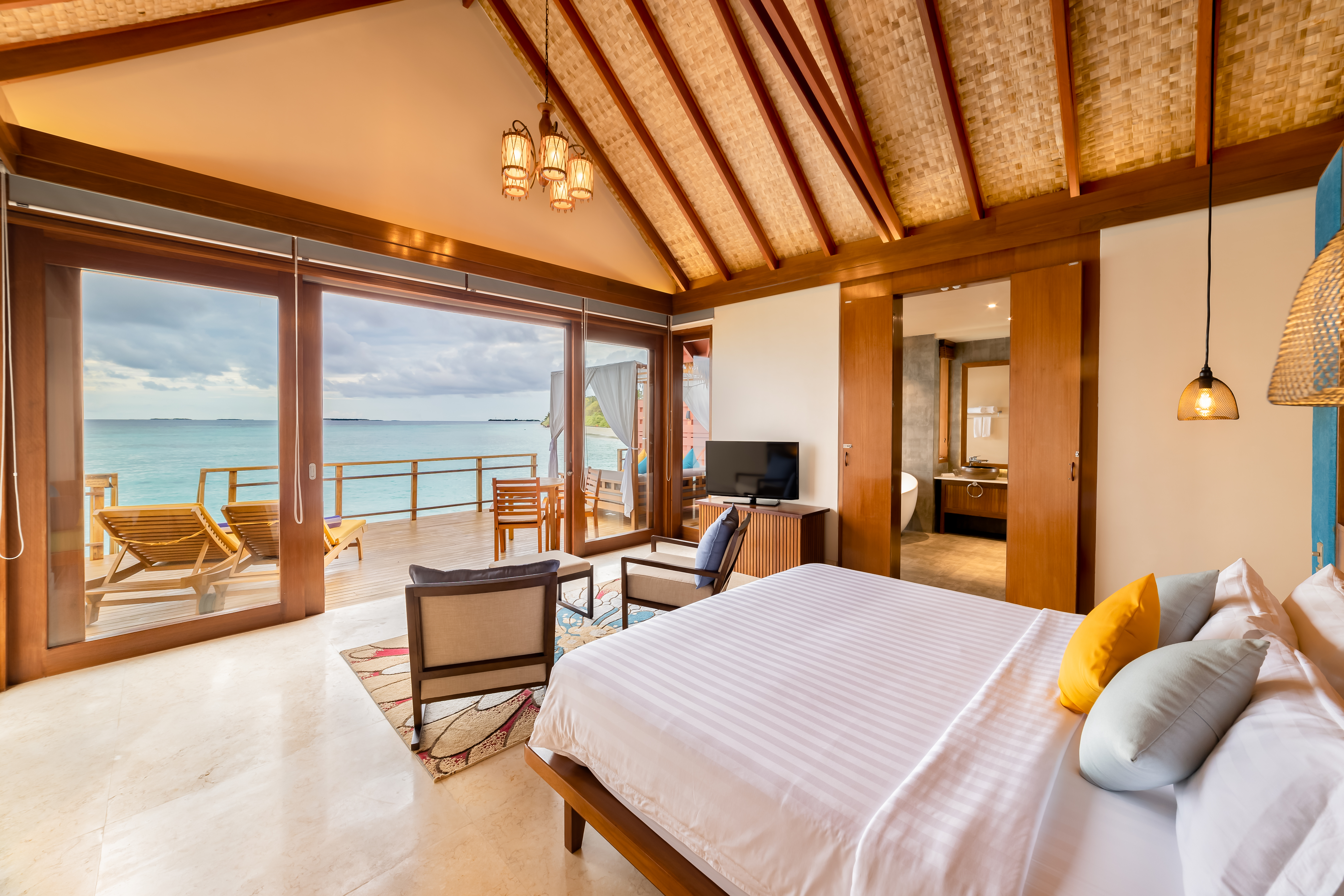 Furaveri Maldives 37
