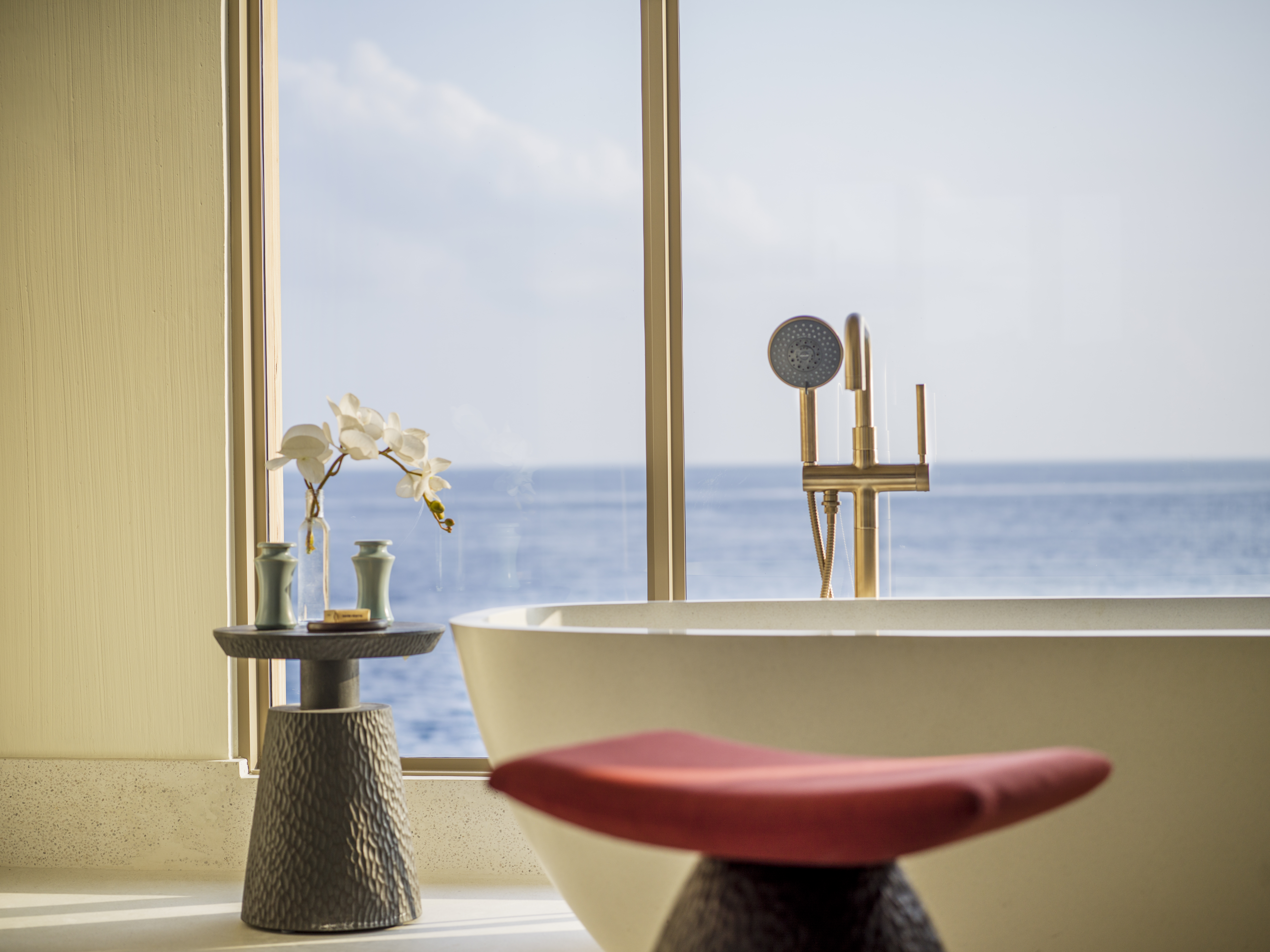 InterContinental Maldives Maamunagau Resort 16