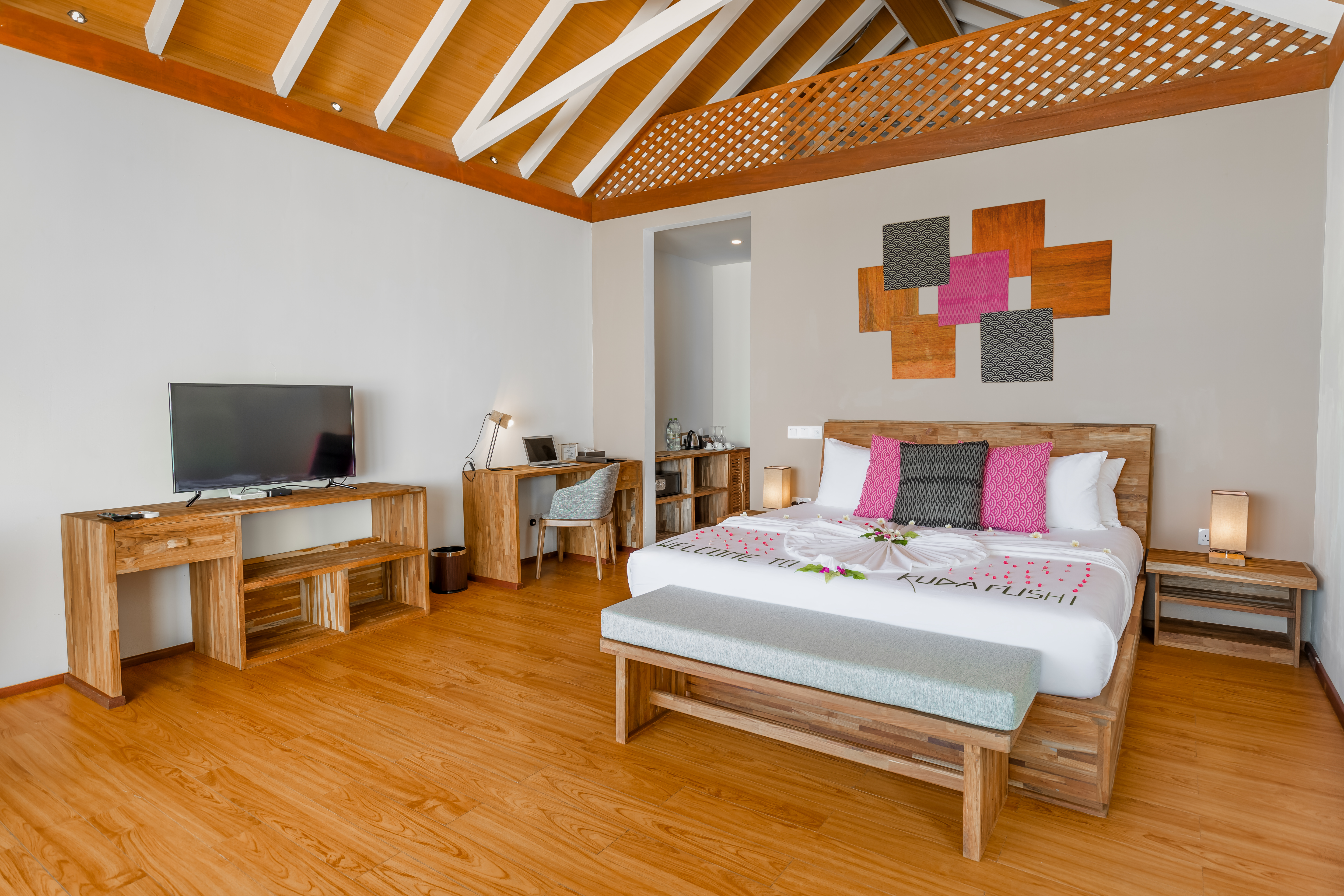 Kudafushi Resort & Spa 15