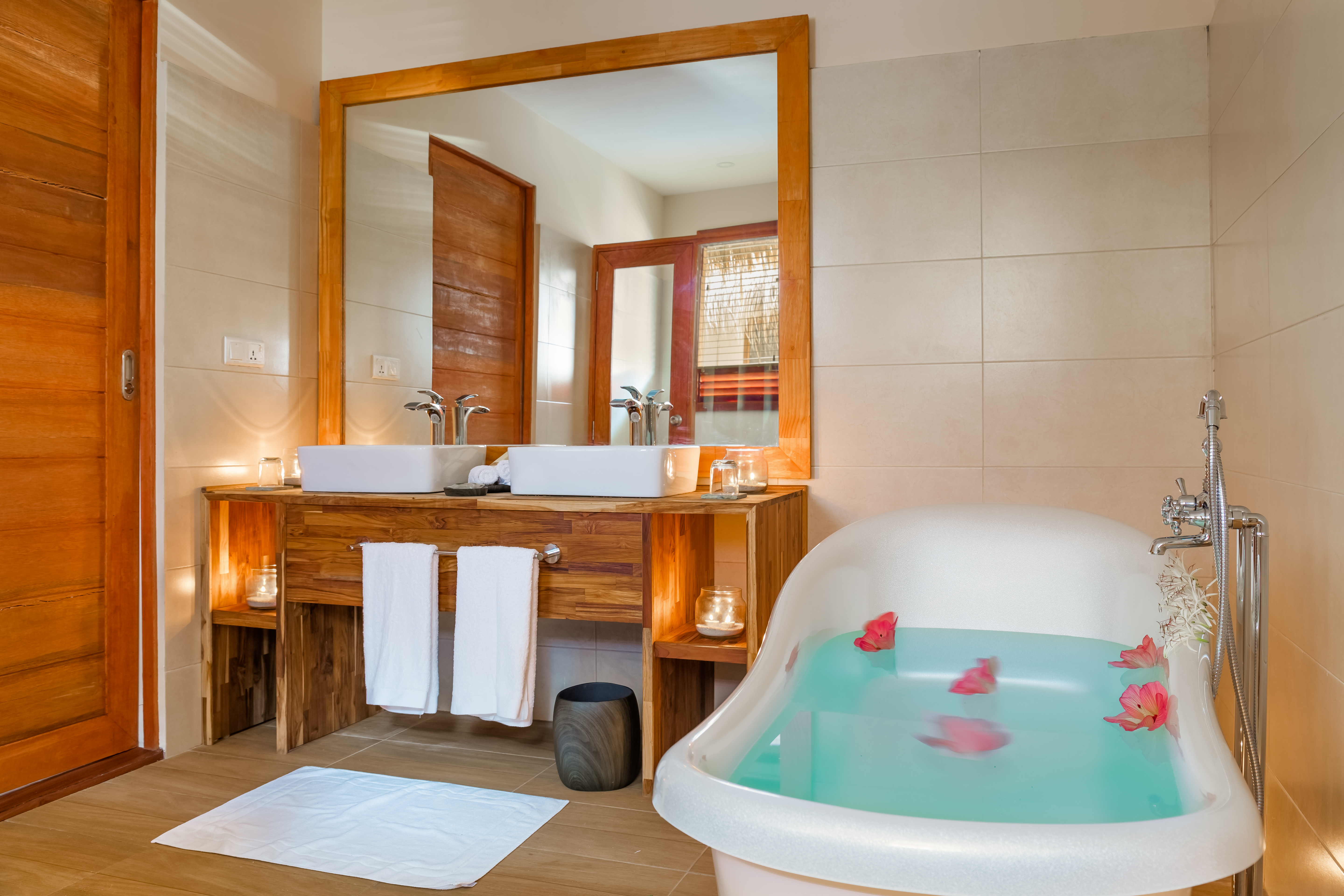 Kudafushi Resort & Spa 25
