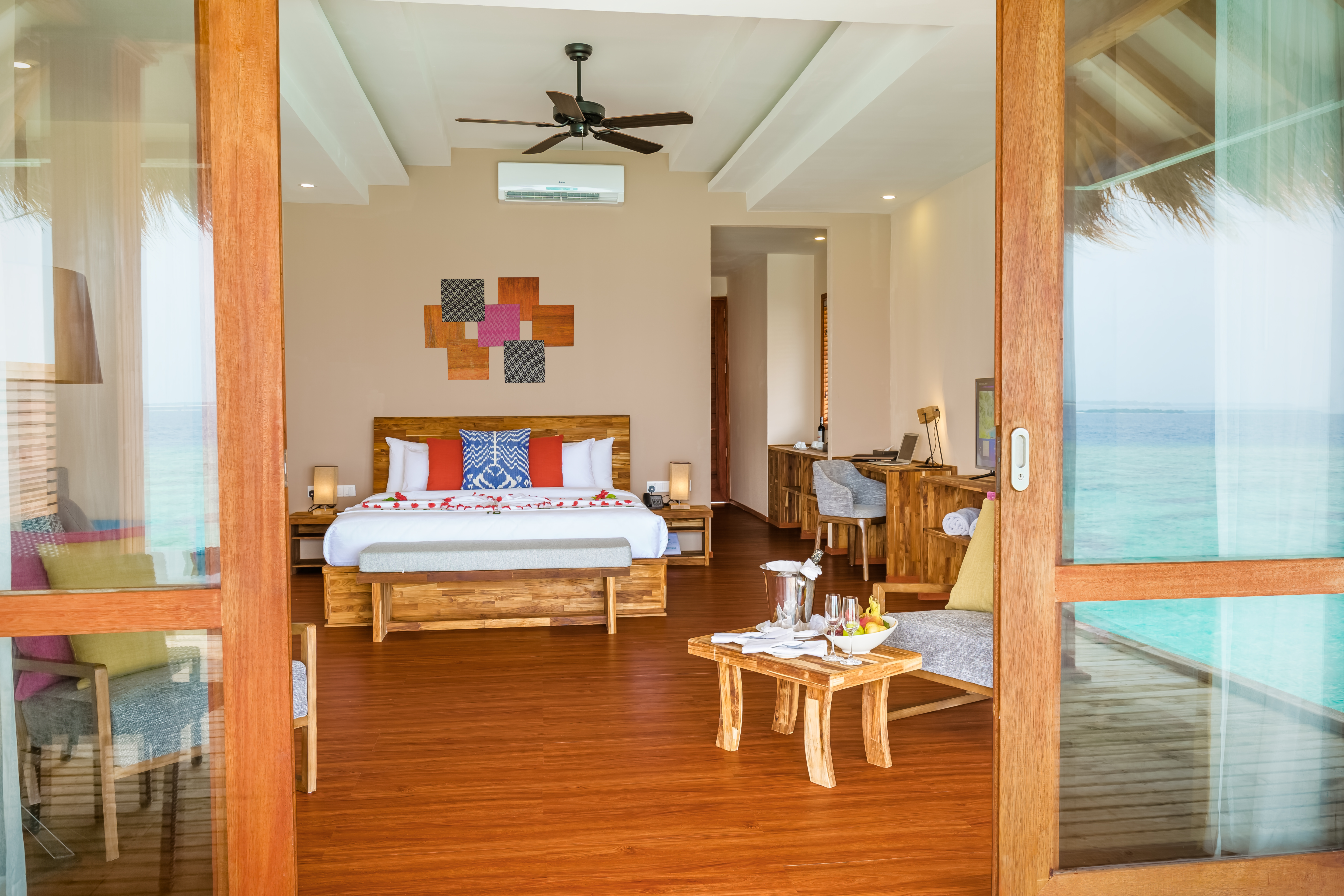 Kudafushi Resort & Spa 39