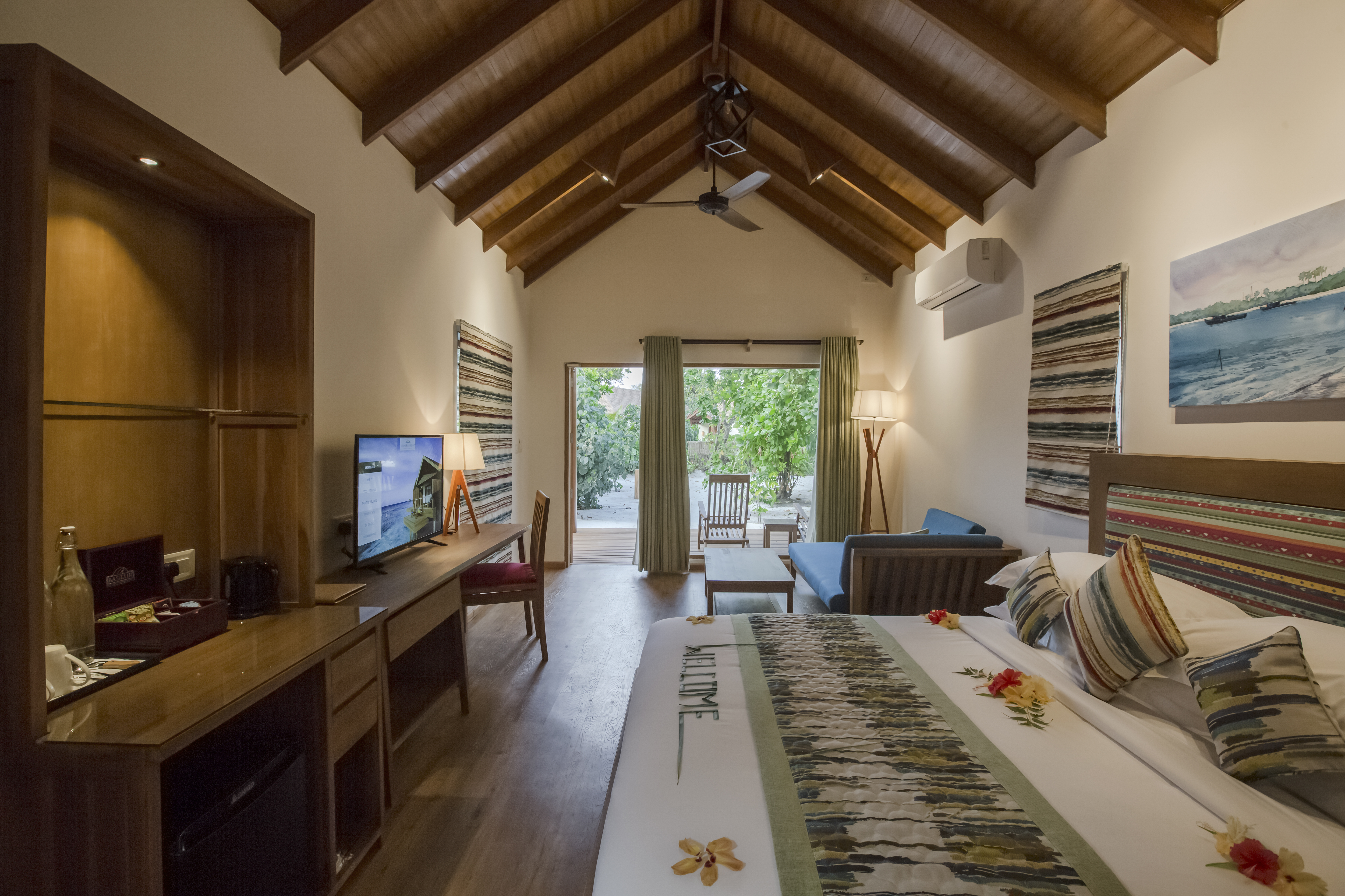 Reethi Faru Resort 22