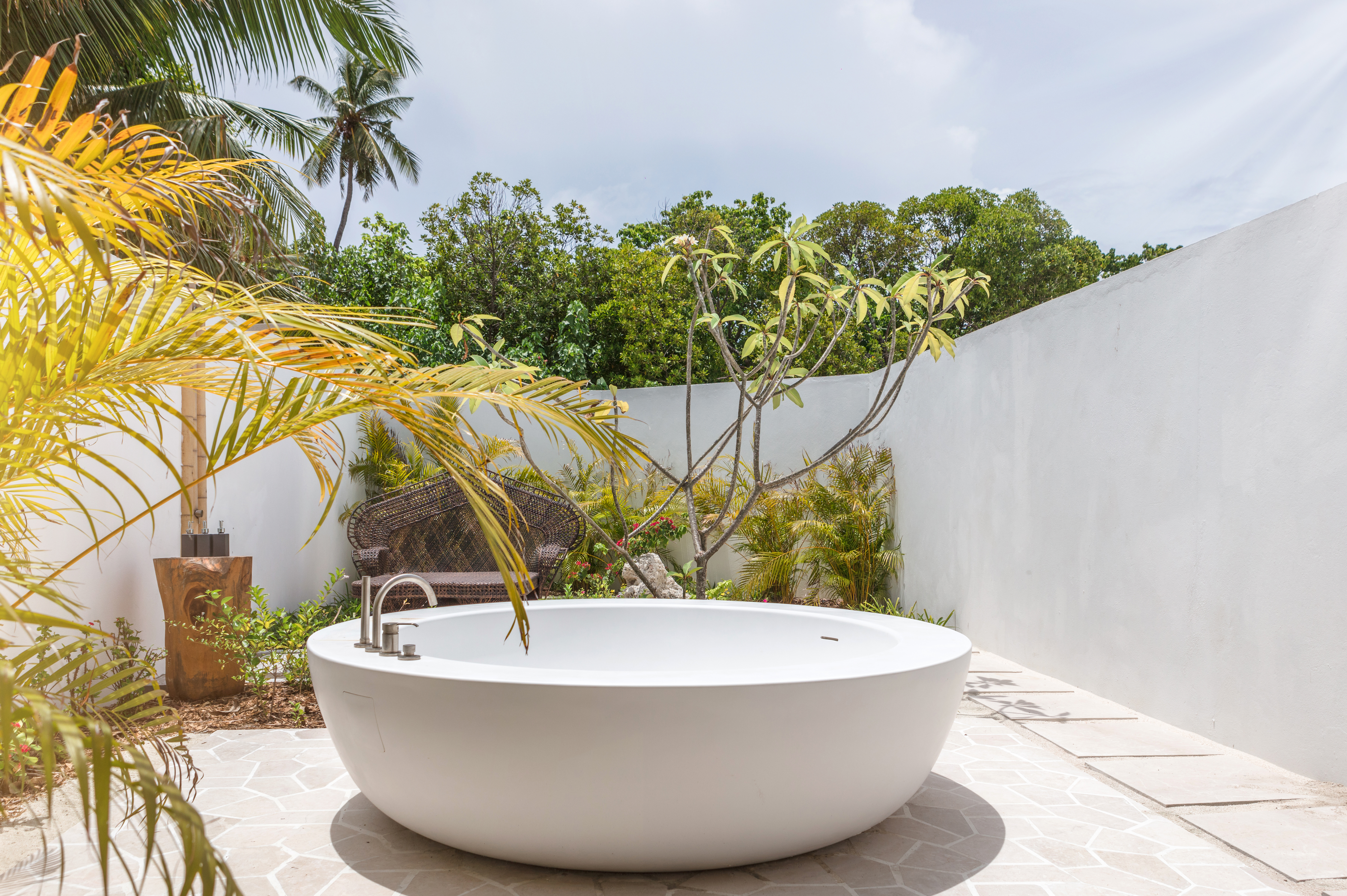 Sirru Fen Fushi - Private Lagoon Resort 14