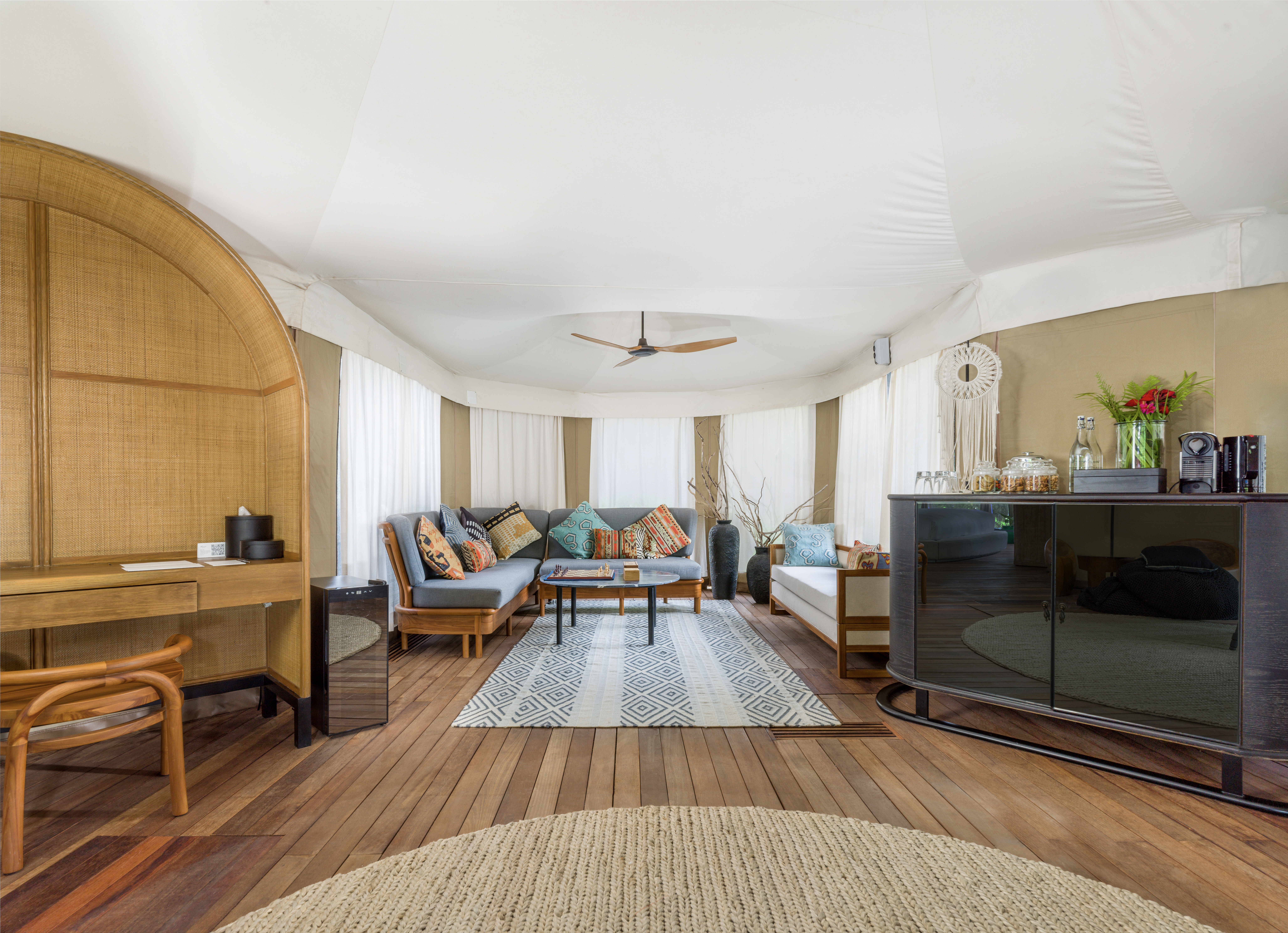 Sirru Fen Fushi - Private Lagoon Resort 79