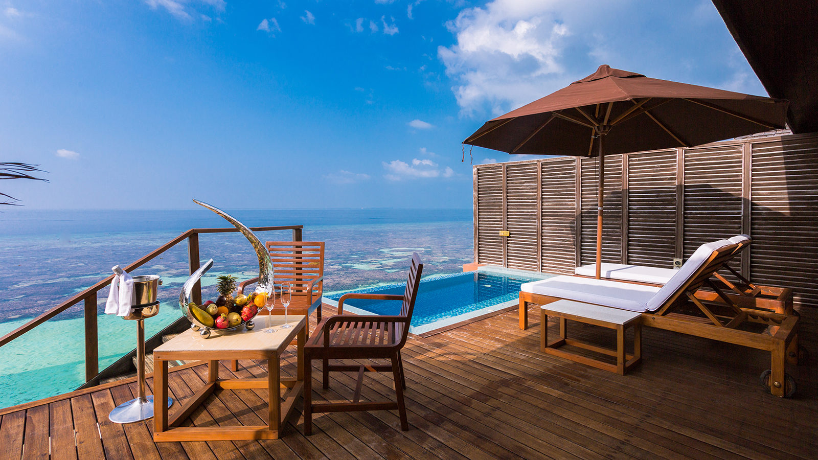 Lily Beach Resort & Spa 23
