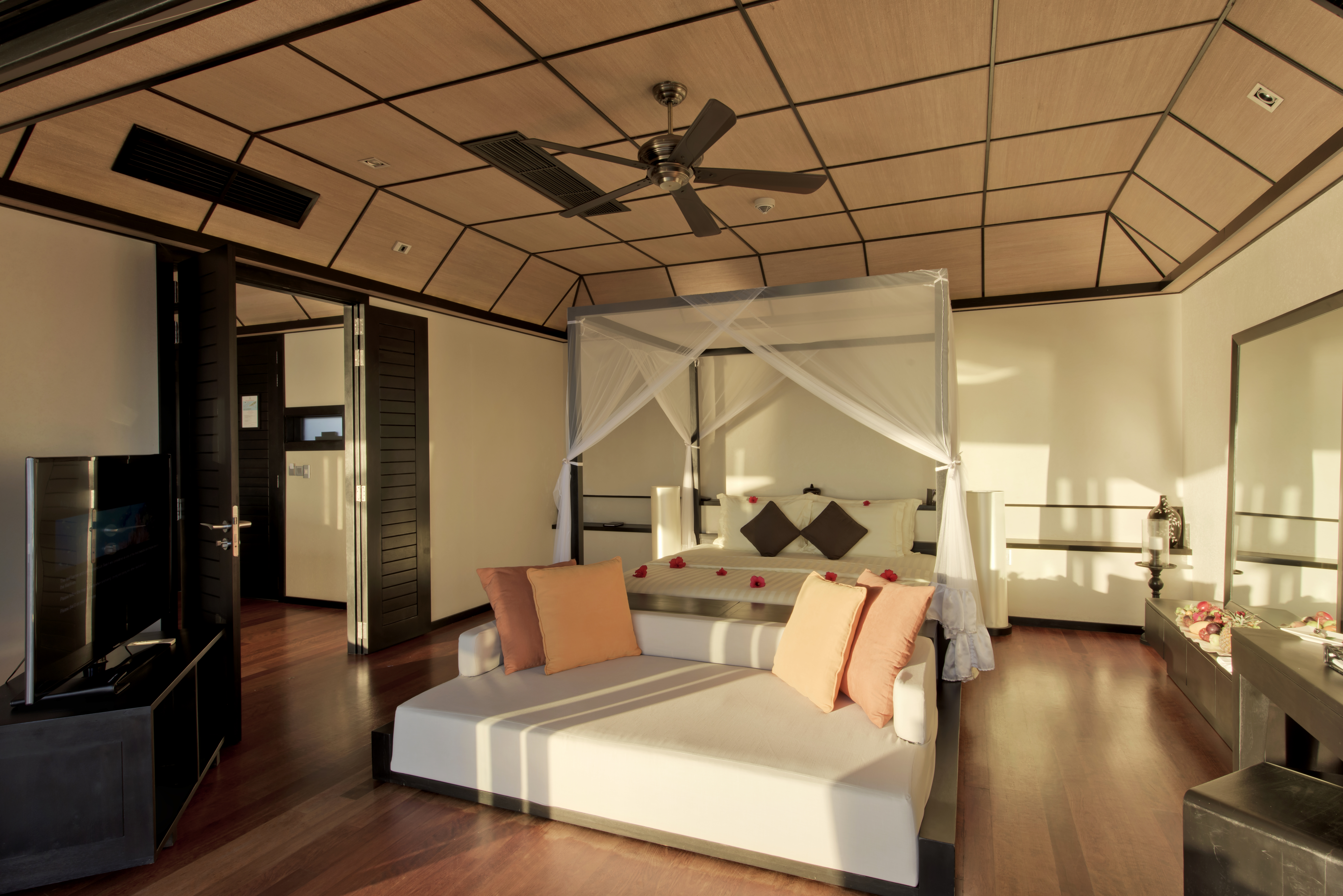 Lily Beach Resort & Spa 41