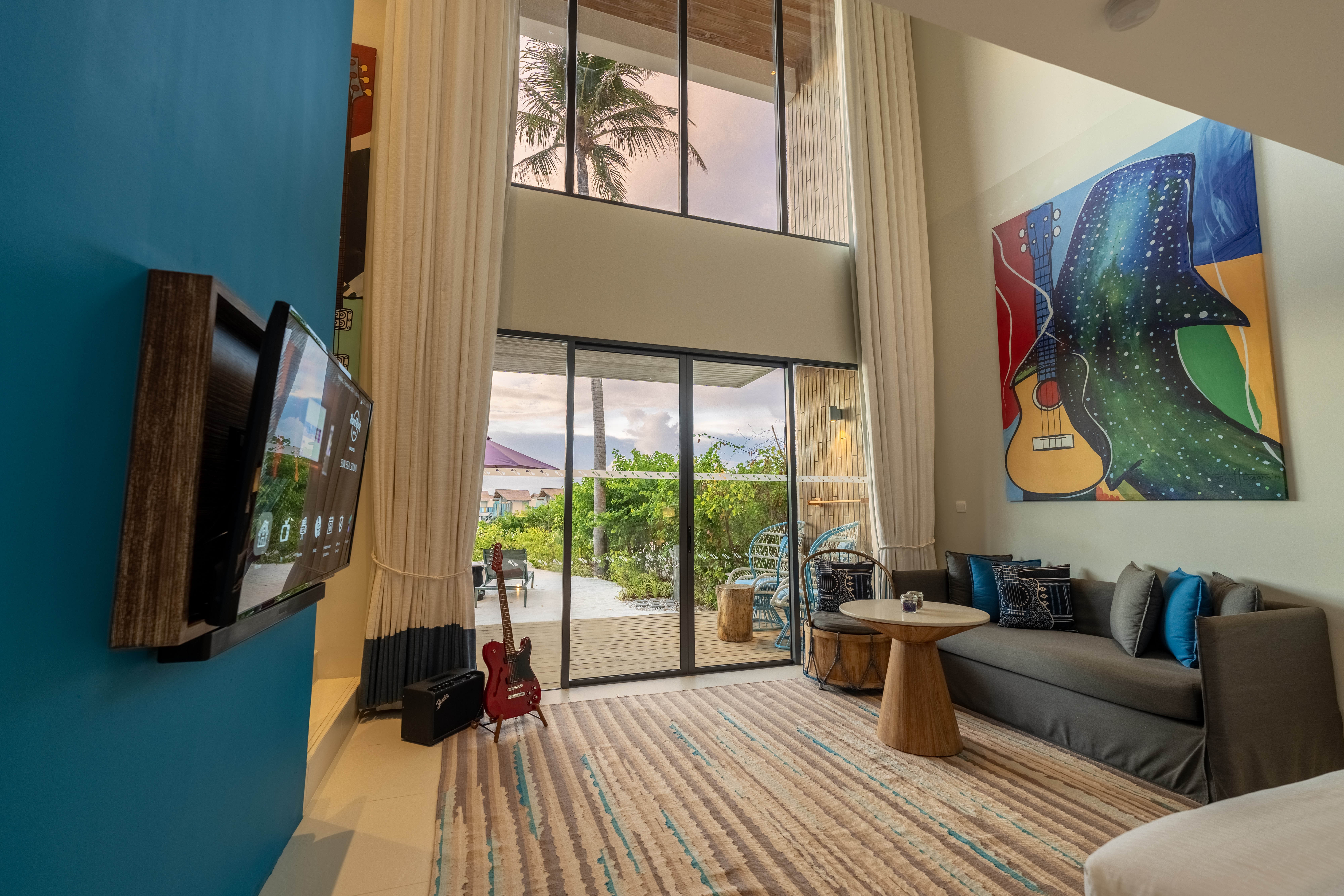 Hard Rock Hotel Maldives 18
