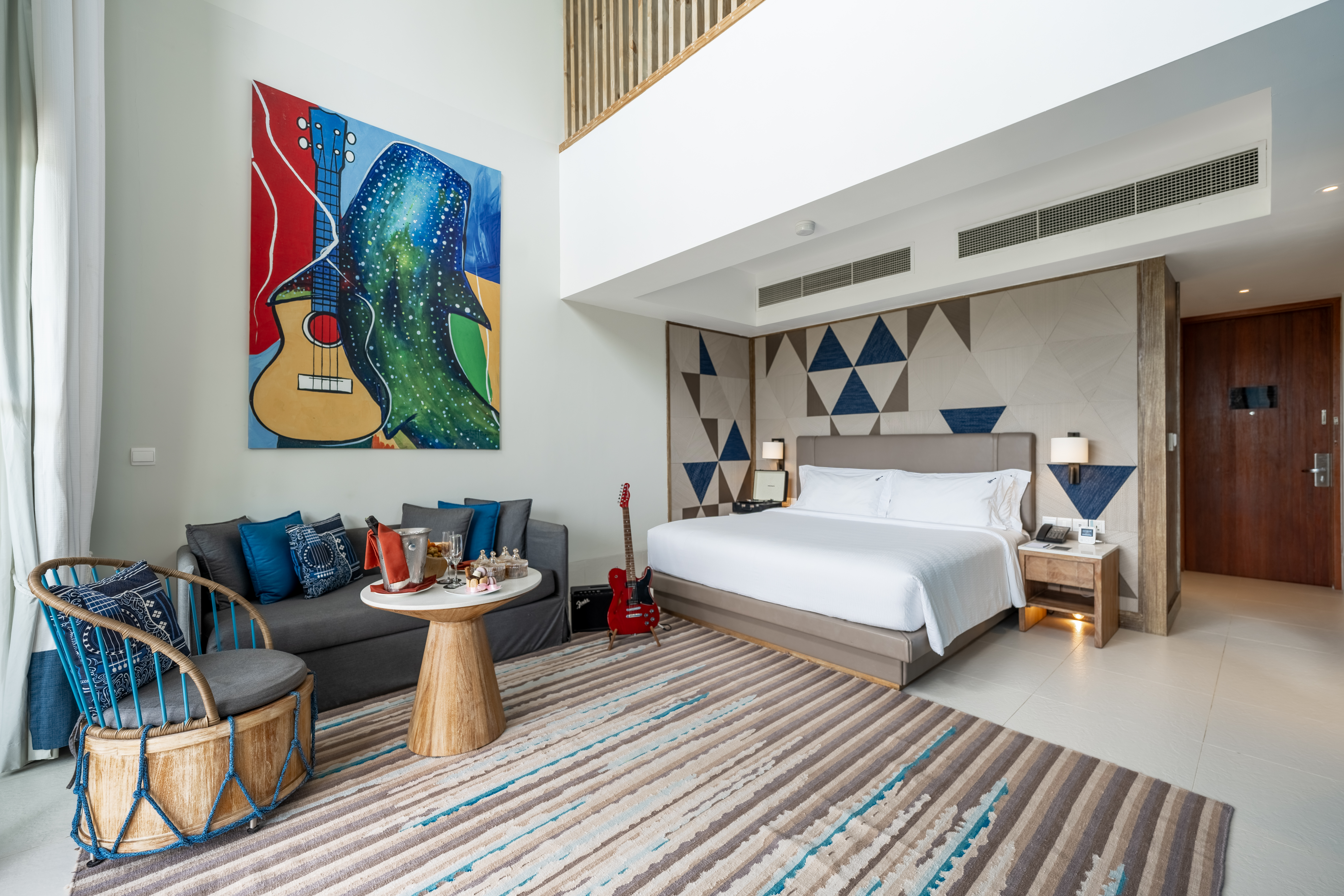 Hard Rock Hotel Maldives 34