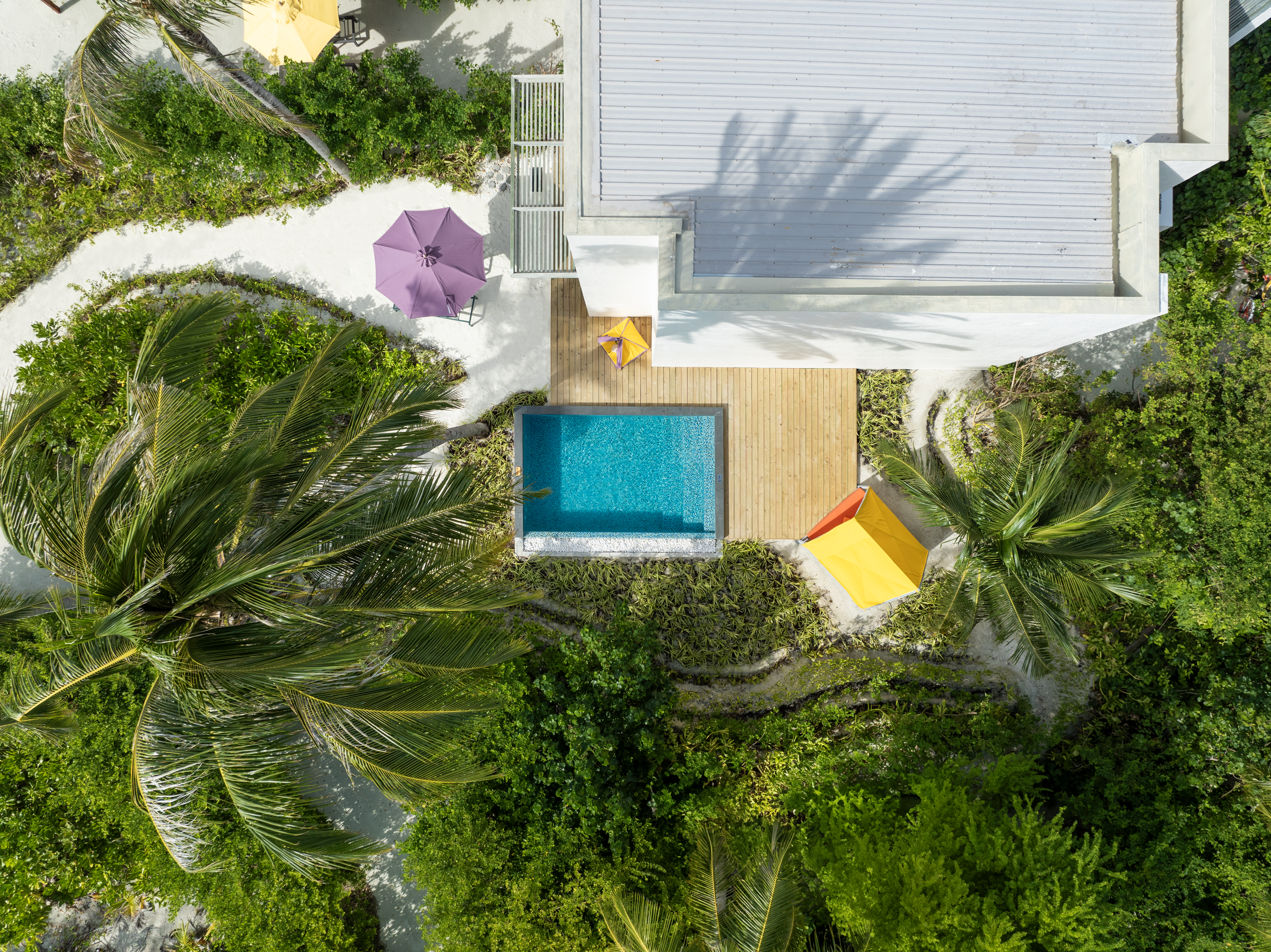 Hard Rock Hotel Maldives 38