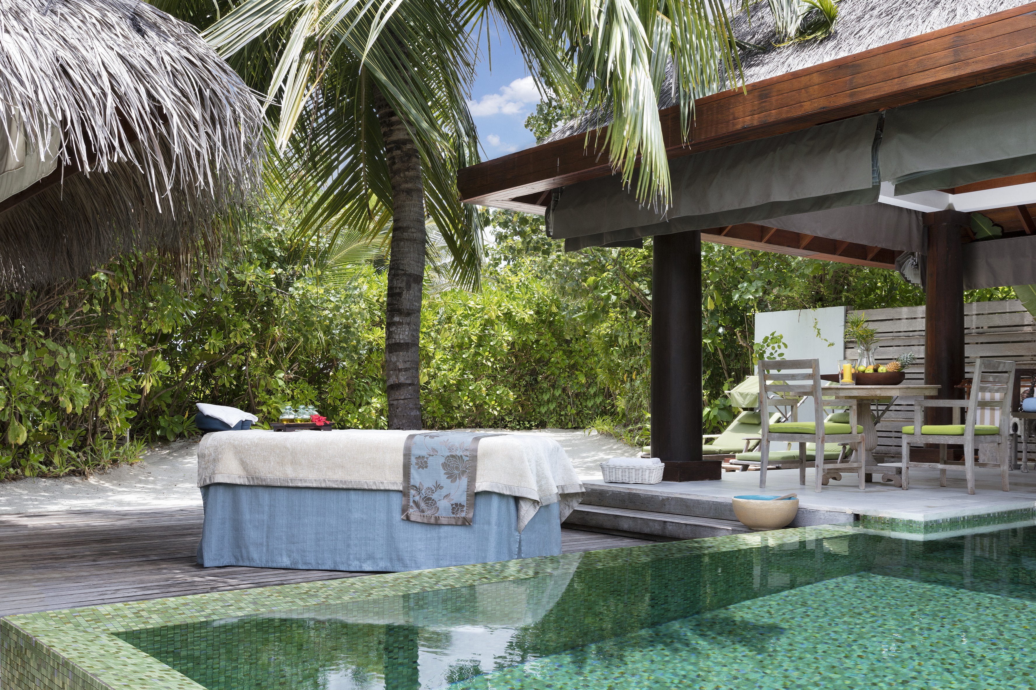 Naladhu Private Island 23